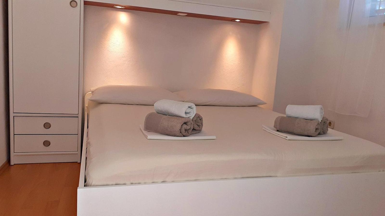 Apartments Villa Bonaca Baška Voda Zimmer foto